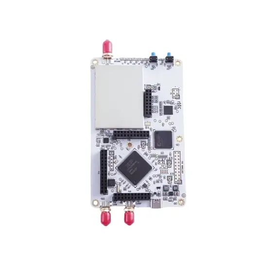 HackRF One R10C 1MHz to 6GHz Software Defined Radio Kit, Bundle: Bundle 3, 2 image HackRF One R10C 1MHz to 6GHz Software Defined Radio Kit, Bundle: Bundle 3, 2 image